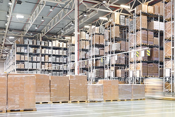 4 Secrets to Commercial Warehouse Leasing.jpg